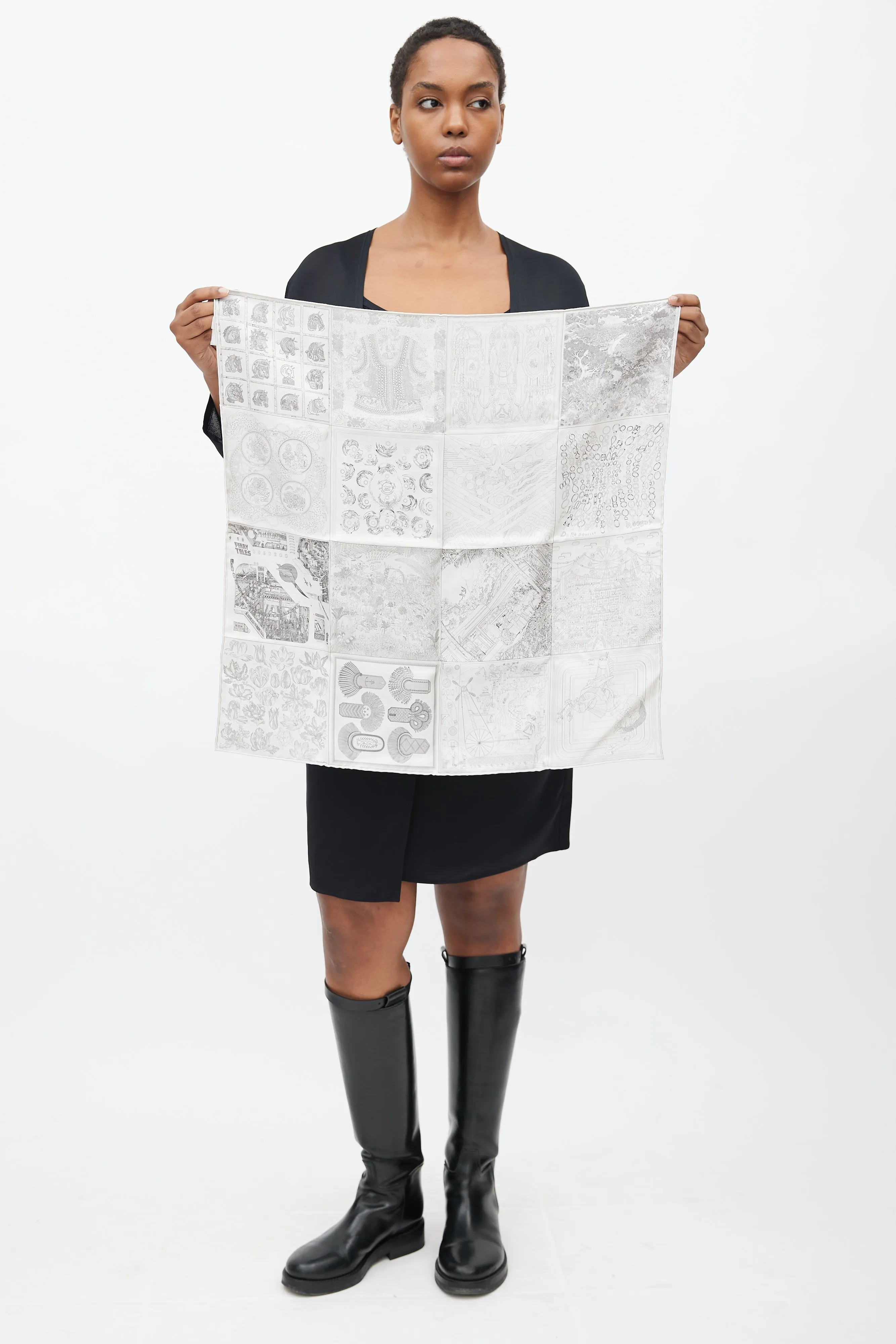 2023 Special Edition Grey Silk "16 Carrés" 60 Scarf