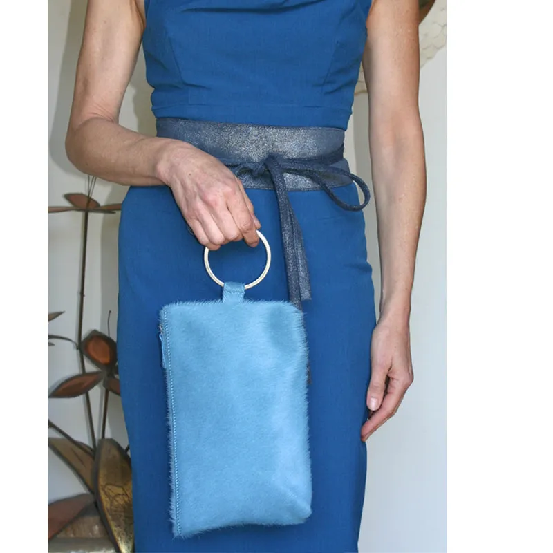 Ring Clutch - Blue Fur